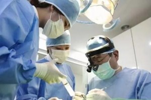 做種植牙需要多長時間，種植牙手術(shù)中的注意事項