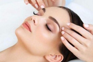 北京伊美爾醫(yī)療美容醫(yī)院瑞麗詩(shī)植發(fā)科整形價(jià)格表及醫(yī)院介紹