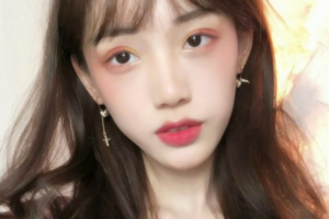 西安蔻華醫(yī)療美容診所張葉整形價(jià)格表附無針?biāo)獍咐故?>
</a>
<h3 class=