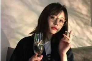 長(zhǎng)沙梵童整形美容醫(yī)院范章武整形價(jià)格表附無針?biāo)獍咐故?>
</a>
<h3 class=