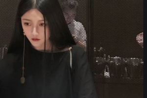 岳陽愛思特醫(yī)療美容醫(yī)院易生彬整形價(jià)格表附無針?biāo)獍咐故?>
</a>
<h3 class=