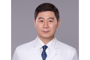 上海華美醫(yī)療美容醫(yī)院怎么樣？李志海顴骨內推案例