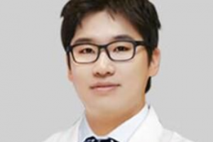 上海愉悅美聯(lián)臣醫(yī)療美容醫(yī)院曹棟弼怎么樣？附真人磨骨案例