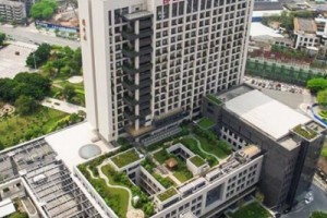 佛山禪城中心醫(yī)院是公立醫(yī)院嗎 ？顴骨內(nèi)推日記分享