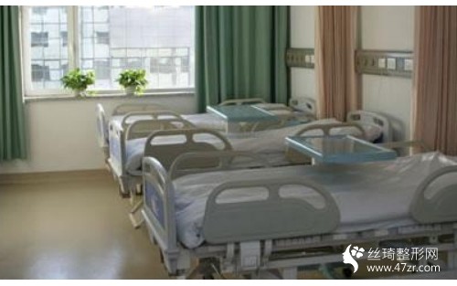 海南省人民醫(yī)院怎么樣？隆鼻真人6個月恢復(fù)果圖|價格表