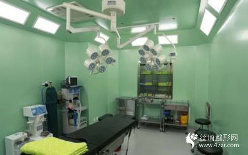 寧波第二醫(yī)院隆鼻價(jià)格表|人氣醫(yī)生推薦|隆鼻日記