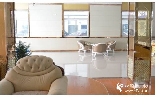 曼陀羅整形醫(yī)院環(huán)境怎么樣？割雙眼皮全過(guò)程分享及價(jià)格表一覽