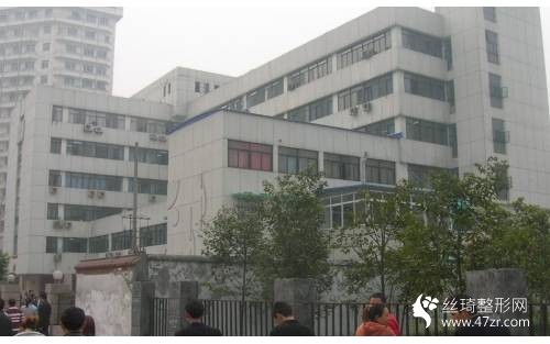 泉州第一醫(yī)院割雙眼皮果怎么樣貴不貴? 真人雙眼皮案例分析及價格表