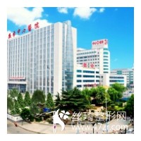 泰安中心醫(yī)院環(huán)境怎么樣吸脂瘦腿真人案例分享&價格表醫(yī)生推薦