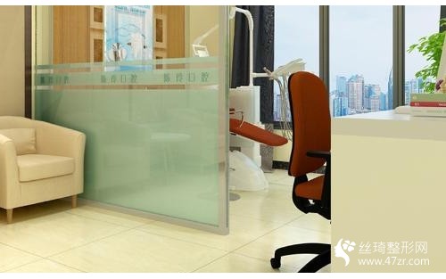 廣醫(yī)二院整形美容中心怎樣？吸脂塑形案例術(shù)后果+醫(yī)生推薦