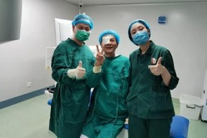 廣州睛亮眼科門診部葉天才整形價格表附眼部案例展示