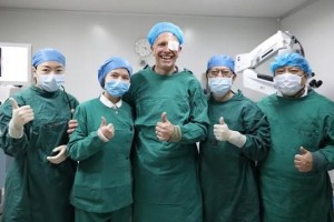 中山大學中山眼科中心珠江新城分院黃圣松整形價格表附眼部案例展示