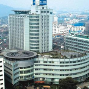 杭州市一醫(yī)院假體隆鼻整形科