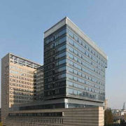 成都市第二人民醫(yī)院硅膠隆胸整形科