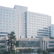 四川華西醫(yī)院硅膠隆鼻整形科