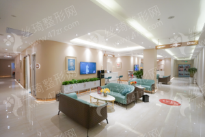 東莞做毛發(fā)種植醫(yī)院排行榜毛發(fā)種植項(xiàng)目術(shù)后案例記錄點(diǎn)評！毛發(fā)種植項(xiàng)目案例點(diǎn)評|醫(yī)院優(yōu)勢盤點(diǎn)